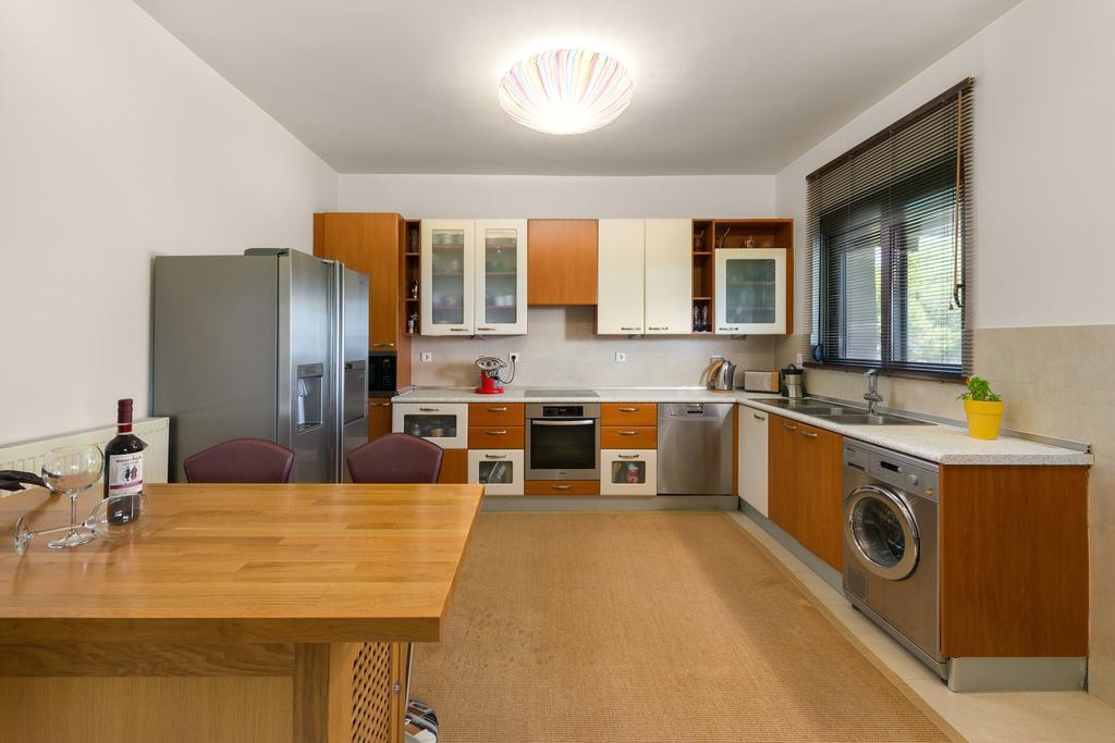 אסגורו Blue & Green View Villa מראה חיצוני תמונה